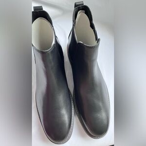 Cole Haan Black Leather Chukka Boots